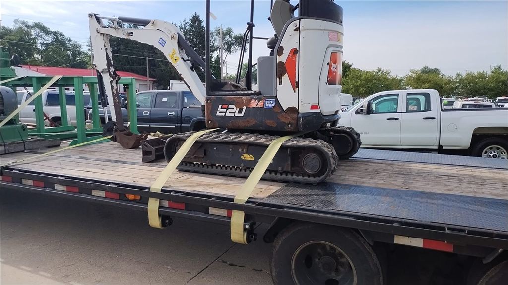 Bobcat E20 Compact Excavator - Bishkek, Kyrgyzstan - photo 1