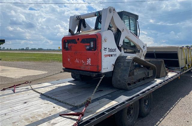 Bobcat T650 Compact Track Loader - Almaty, Kazakhstan - photo 1