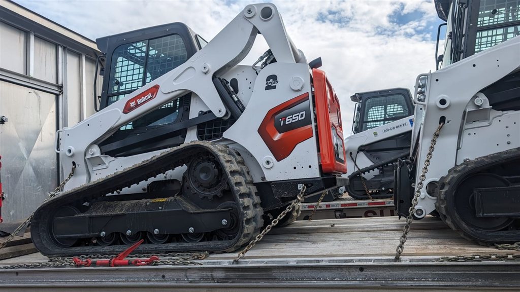 Bobcat T650 Compact Track Loaders - Bishkek, Kyrgyzstan - photo 1