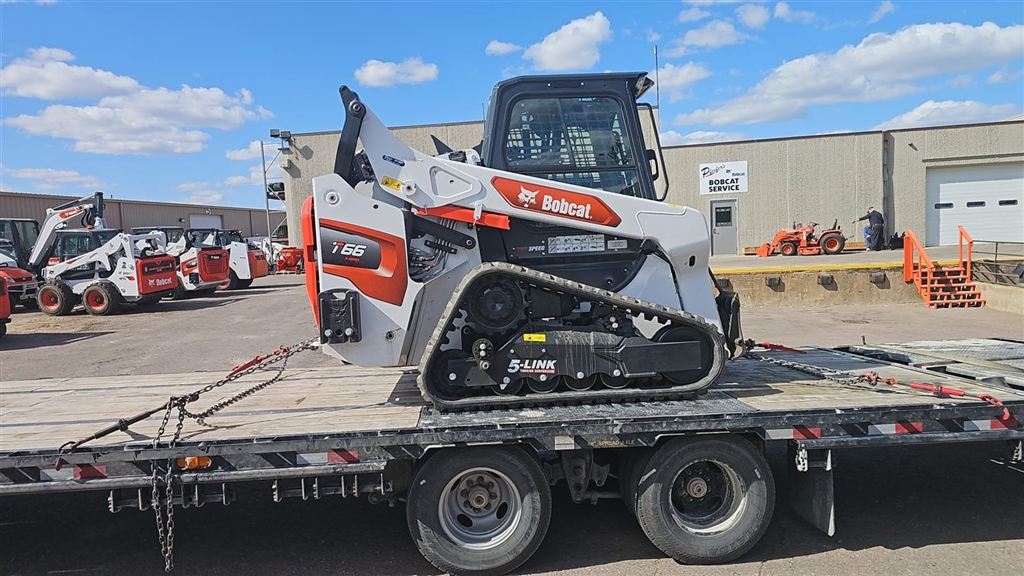 Bobcat T66 Compact Track Loader - Lobito, Angola - photo 1