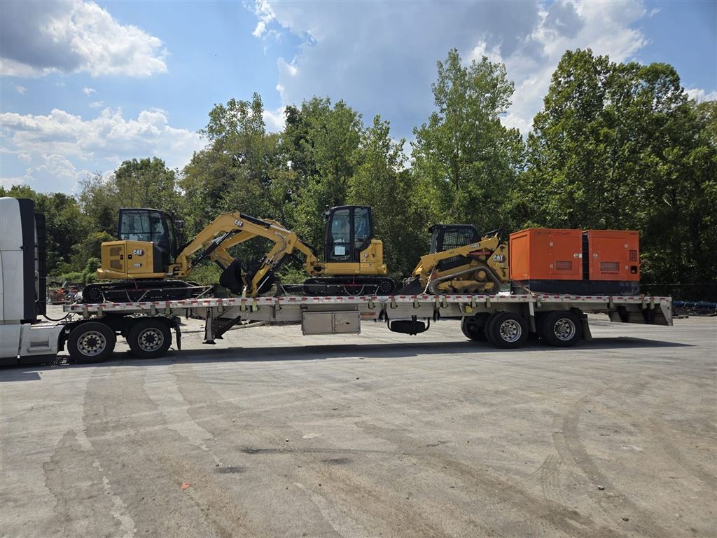 CAT Compact Excavators, Track Loader and Generator Sets - Luanda, Angola - photo 1