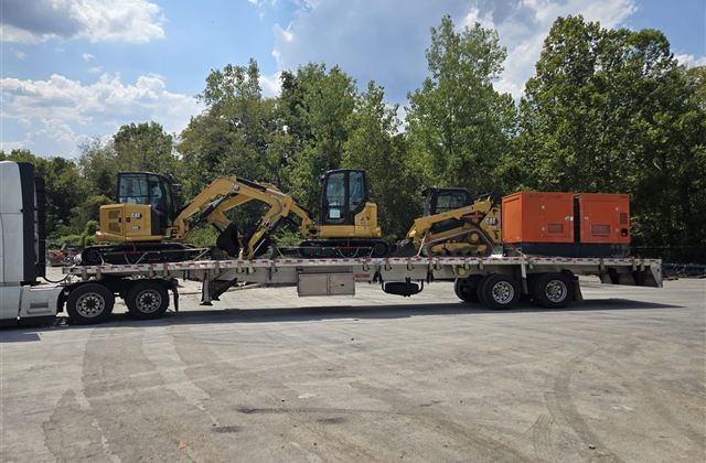 CAT Compact Excavators, Track Loader and Generator Sets - Luanda, Angola - photo 1