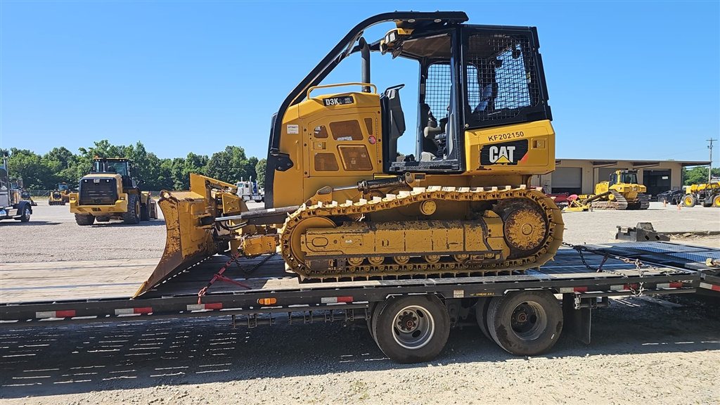 CAT D3K2 Crawler Dozer — USA to Dominican Republic — cargo photo 1