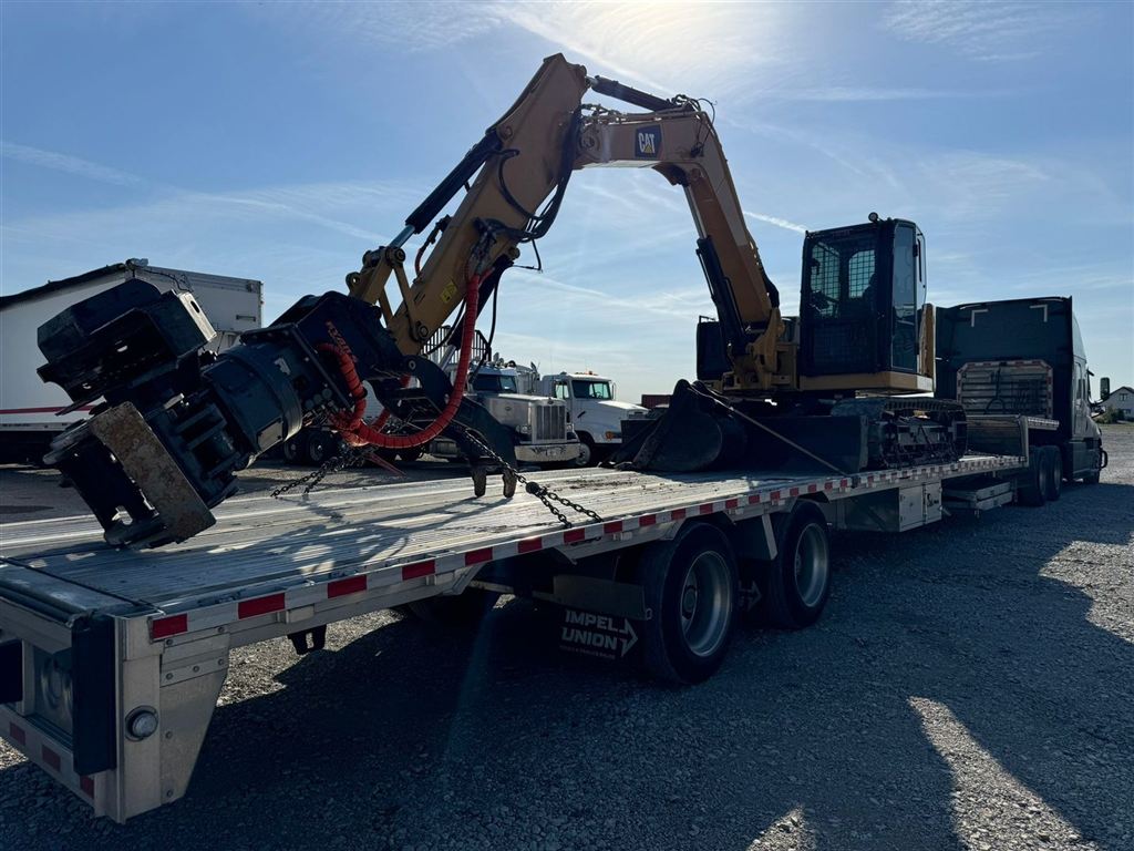 CAT Excavator with MOVAX Side-Grip Pile Driver - Cochabamba, Bolivia - photo 1