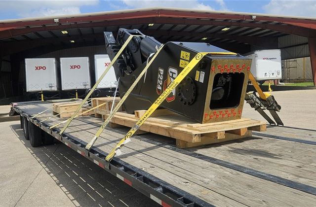 CAT P224 Pulverizer - Sohar, Oman - photo 1