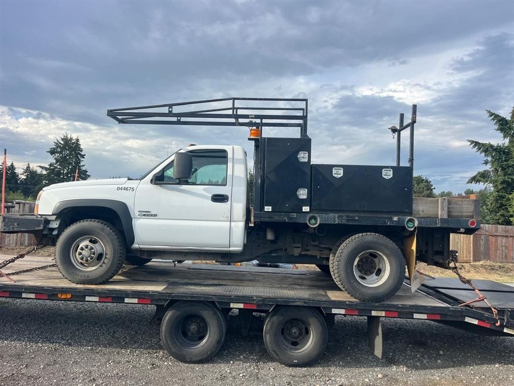 Chevrolet Silverado 3500 HD Utility Truck - Panama City, Panama - photo 1