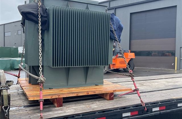 Distribution Transformer - Sharjah, United Arab Emirates - photo 1
