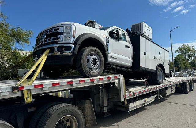 Ford F-550 Service Truck - Douala, Cameroon - photo 1