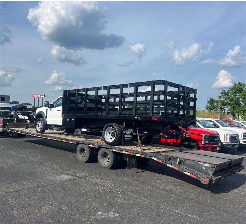 Ford Super Duty Stake-Body Truck — USA to Nicaragua — cargo photo 1