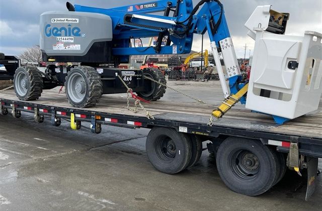 Genie Articulating Boom Lift and Aerial Lift Basket - Limon, Costa Rica - photo 1
