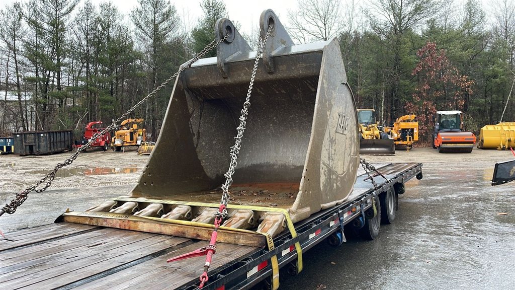 Heavy Excavator Bucket - Linden, Guyana - photo 1