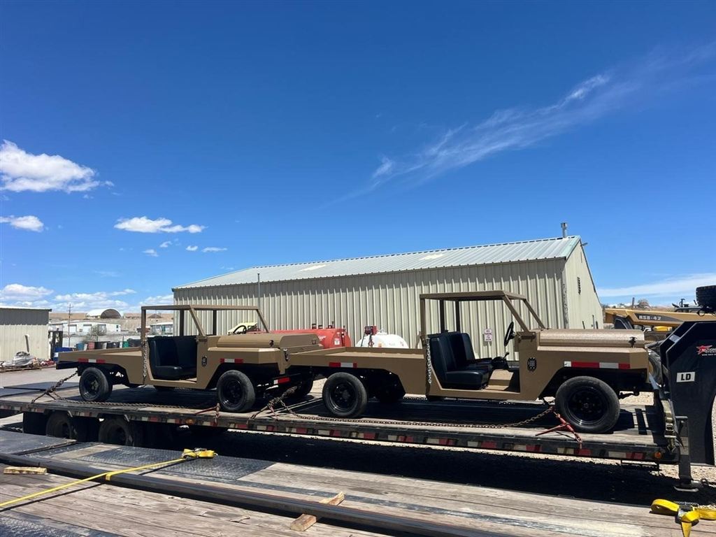 AM General HMMWV Utility Vehicle Pair - Classified Route - cargo photo 1