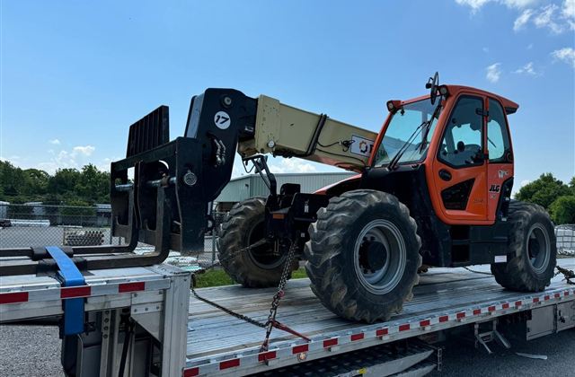JLG G9-43A Telehandler - Abu Dhabi, United Arab Emirates - photo 1