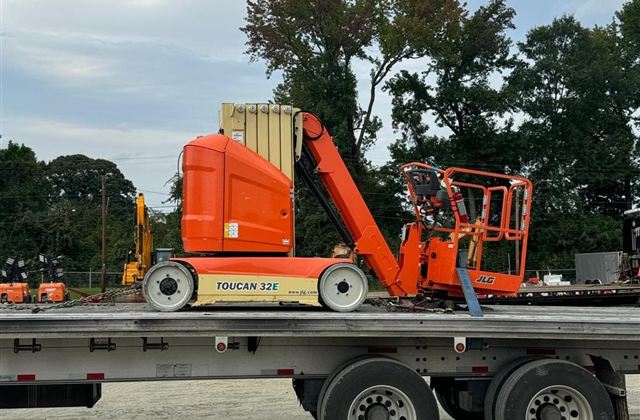 JLG Toucan 32E Mast Boom Lift - Abidjan, Cote d'Ivoire - photo 1