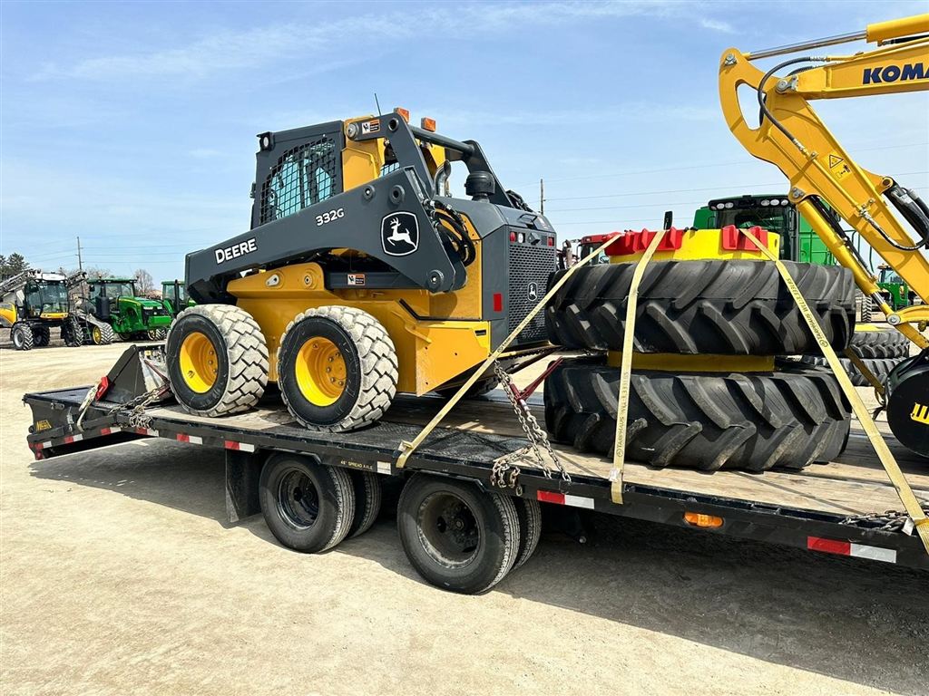 John Deere 332G Skid-Steer Loader and Off-Road Tires - Luanda, Angola - photo 1