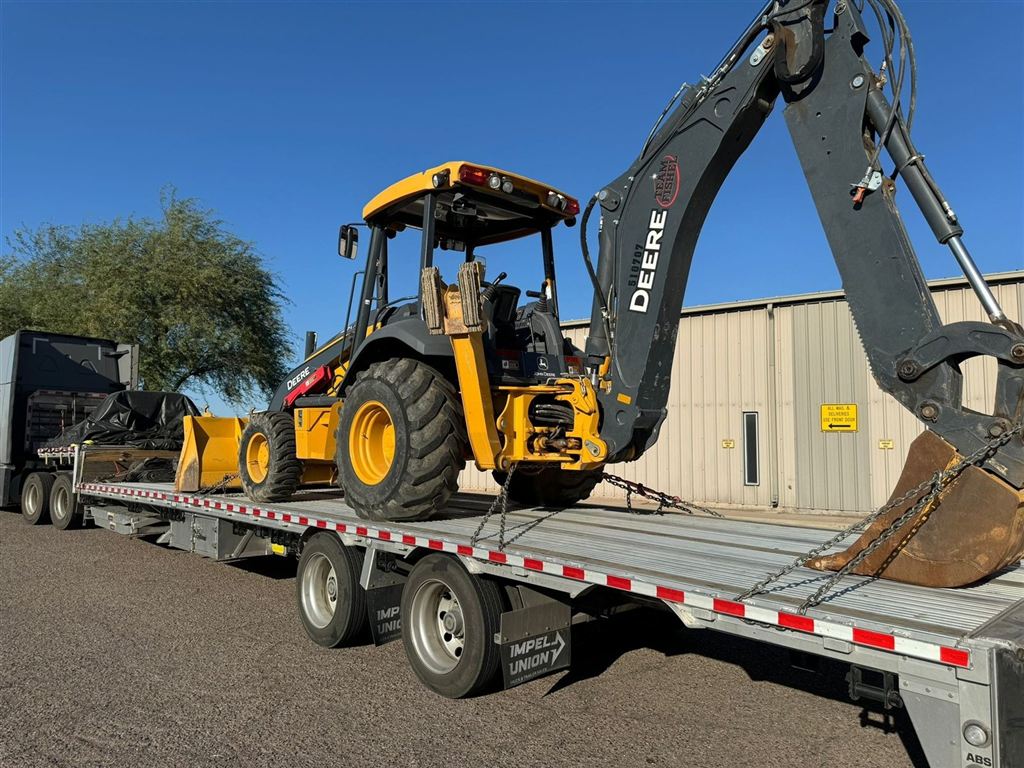 John Deere Backhoe Loader - Leon, Nicaragua - photo 1