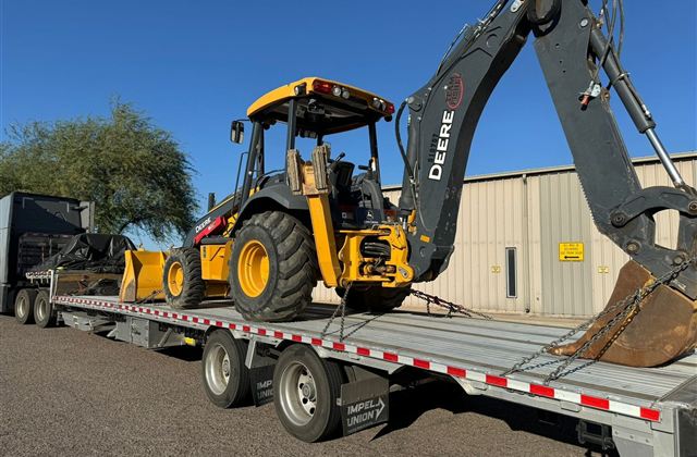 John Deere Backhoe Loader - Leon, Nicaragua - photo 1