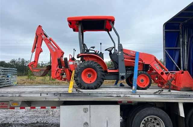 Kubota B26 Tractor Loader Backhoe - Escuintla, Guatemala - photo 1