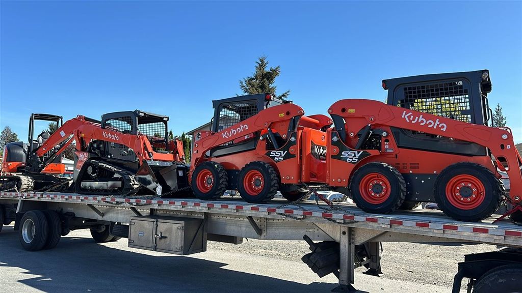 Kubota SSV65 Skid-Steer Loaders and SVL65-2 Track Loader - Cochabamba, Bolivia - photo 1