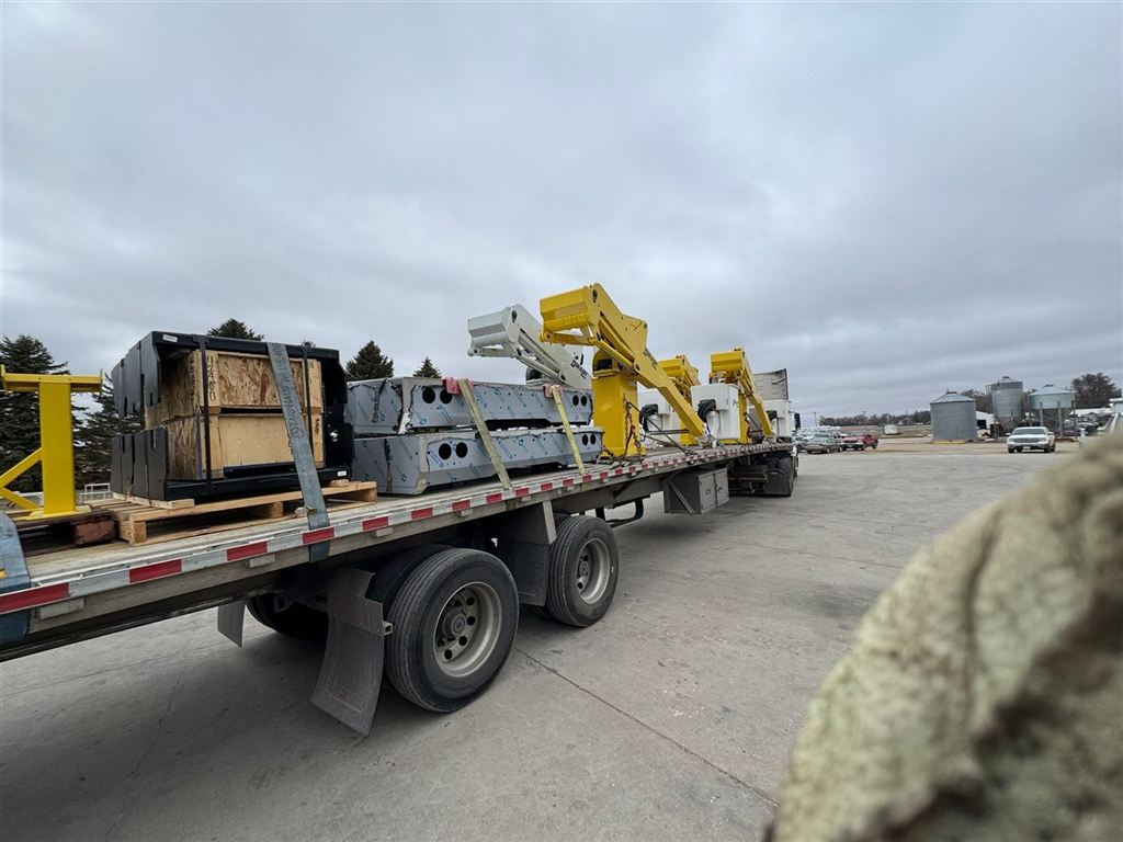Mixed Industrial Machinery Load - Astana, Kazakhstan - photo 1
