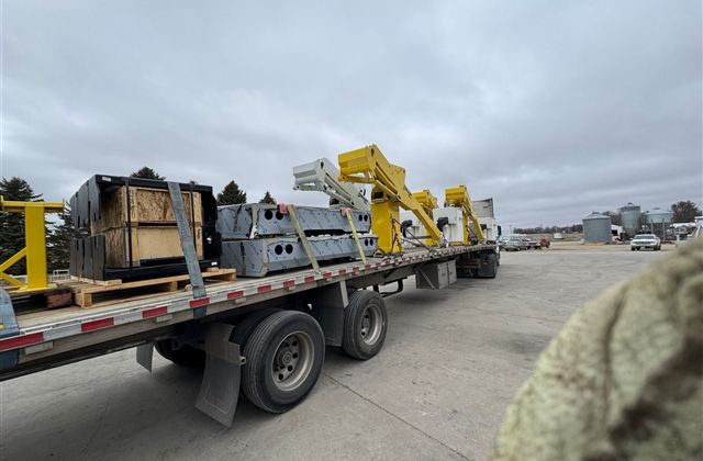 Mixed Industrial Machinery Load - Astana, Kazakhstan - photo 1