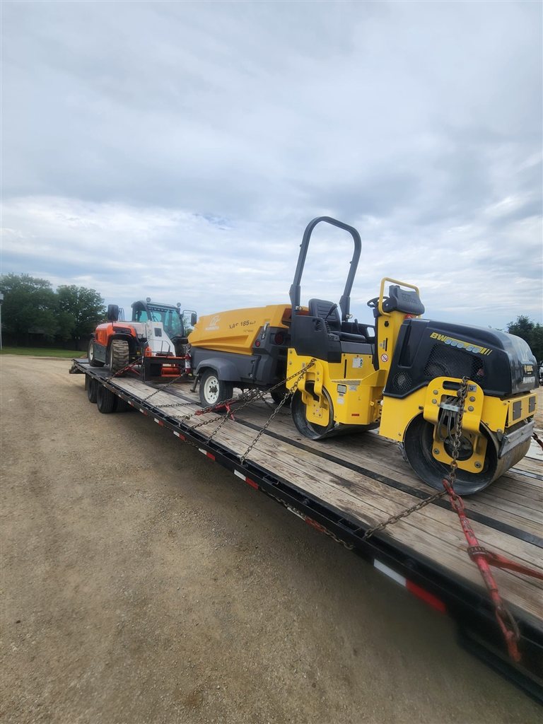 BOMAG BW900-50 Roller, Kaeser M185 Compressor and Bobcat Wheel Loader - Kumasi, Ghana - photo 1