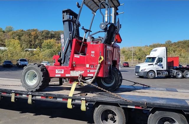 Moffett M8 NX Truck-Mounted Forklift - Douala, Cameroon - photo 1