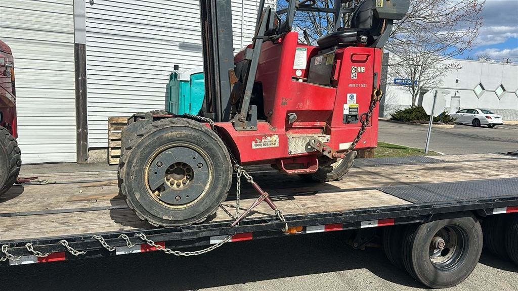 Moffett Truck-Mounted Forklift - Lagos, Nigeria - photo 1