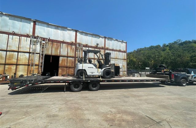 Nissan Forklift — USA to Dominican Republic — cargo photo 1