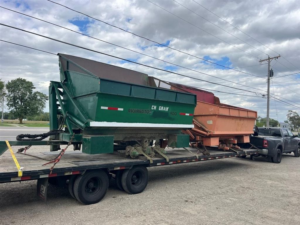 Richardton 900 Grain Dump Wagons - Arequipa, Peru - photo 1
