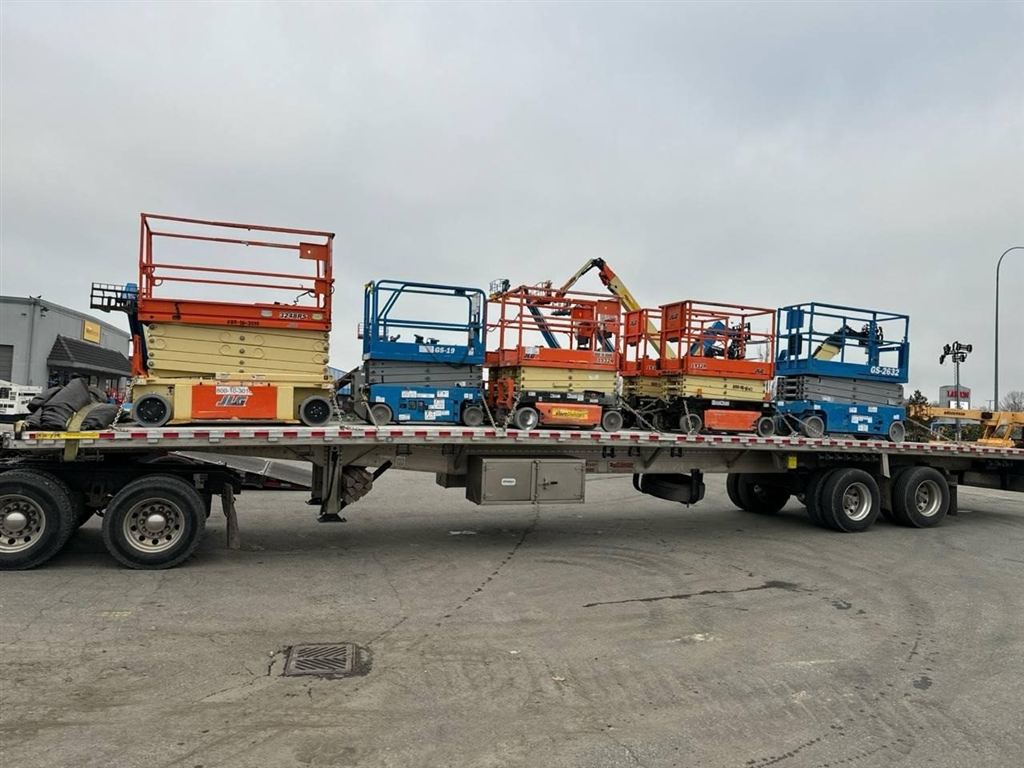 JLG 3248RS / 1932R and Genie GS-1930 / GS-2632 Scissor Lifts - Ganja, Azerbaijan - photo 1