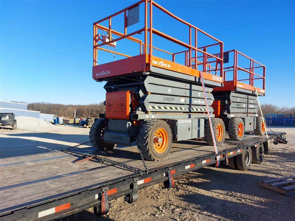 Skyjack SJ7126 RT Scissor Lifts - Guatemala City, Guatemala - photo 1