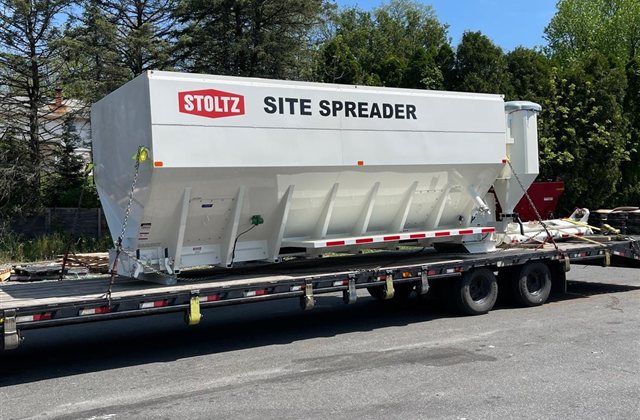 Stoltz Site Spreader - Cochabamba, Bolivia - photo 1