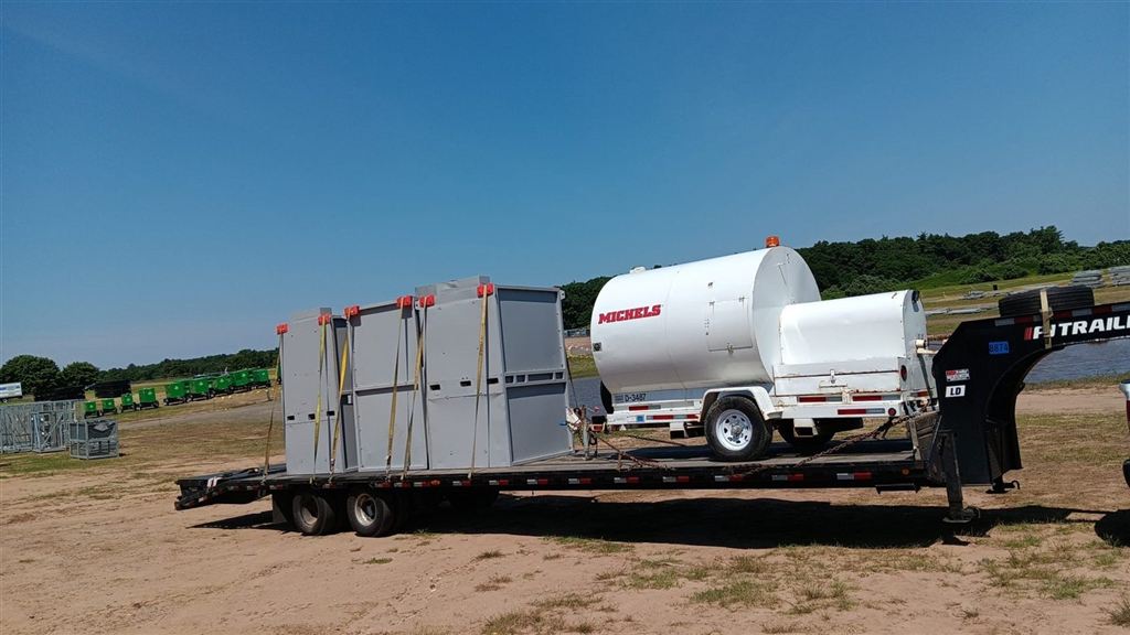 Tank Trailer and Equipment Enclosures - Lima, Peru - photo 1