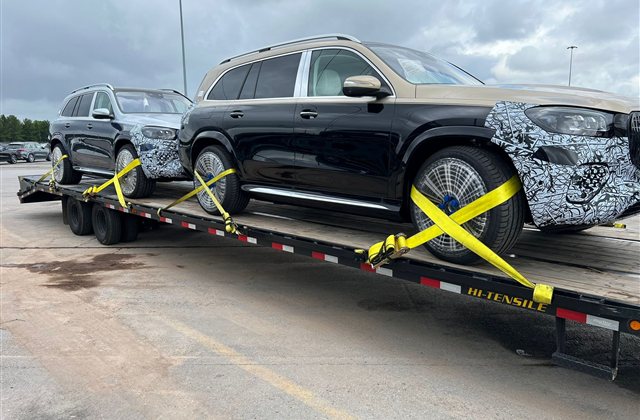 Mercedes-Maybach GLS 600 SUVs - USA to United Arab Emirates - cargo photo 1