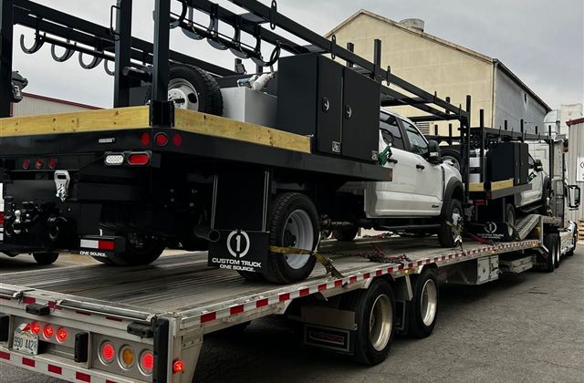 Chevrolet Silverado 3500 HD Utility Service Trucks - Managua, Nicaragua - photo 1